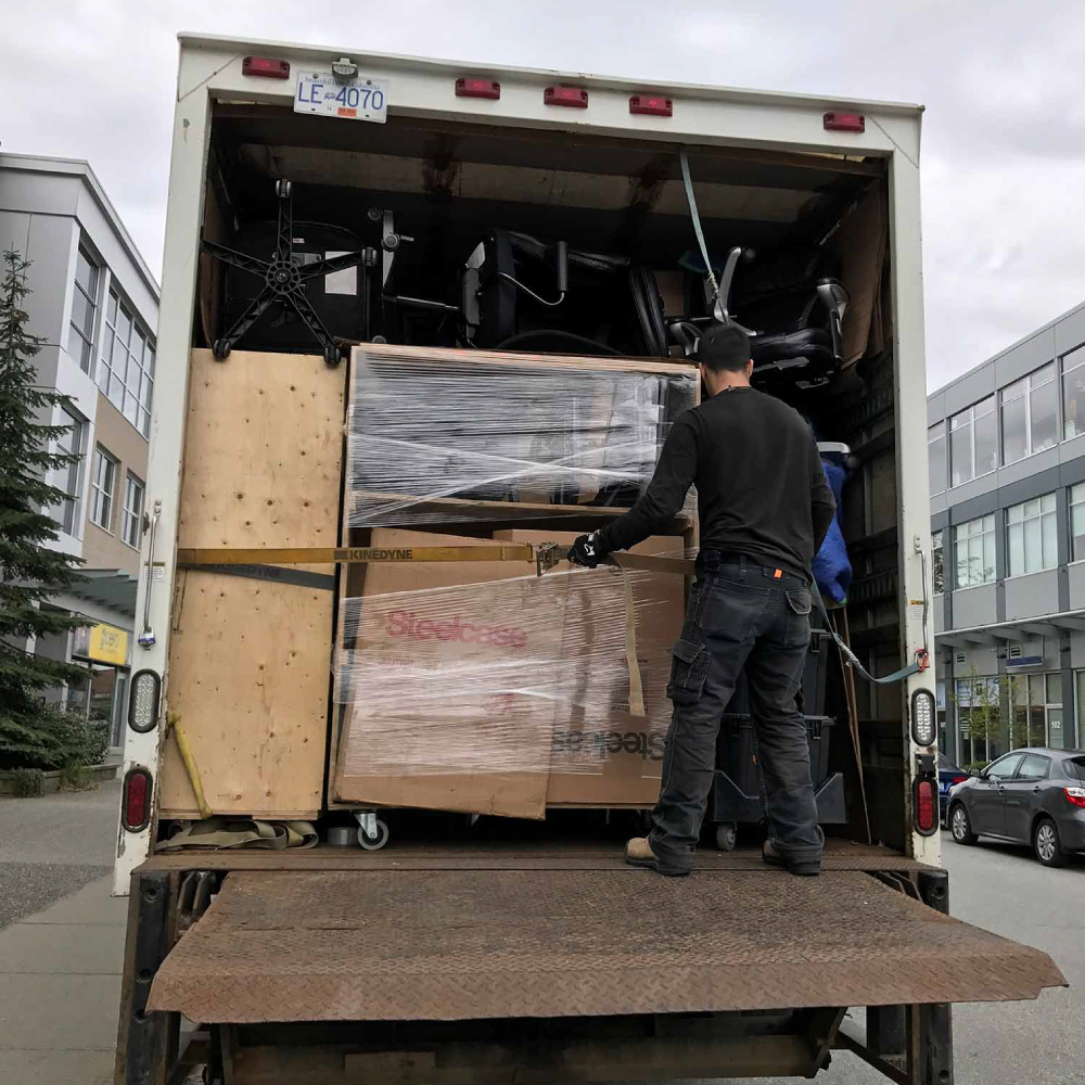 Osama Qubain packing and storage project